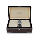 Aquanaut 5164G-001 'Travel Time' White Gold Blue-Gray Dial (2024) - Image 2